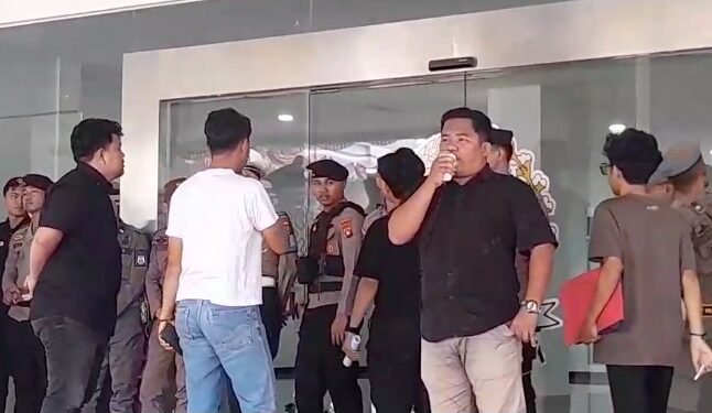 Aliansi Rakyat Bersatu Laporkan Dugaan Suap MBG, Seret Nama Anggota DPRD