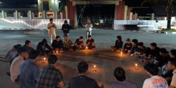 Aksi Lilin Mahasiswa Desak Polda Evaluasi Kaburnya 11 Tahanan Kolut