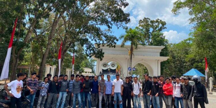 GEMPUR Sultra Kembali Demo, Soroti Pemeriksaan Istri Suparjo